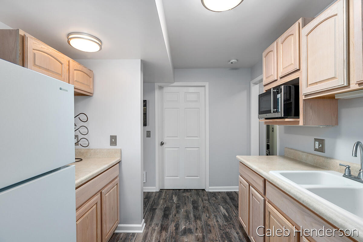 4043 Monroe Road Allegan, MI 49010 - Photo 36 of 66 IMG_1022