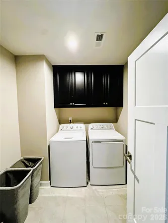 $623,900 | 7708 West Berkeley Road, Denver, NC 28037