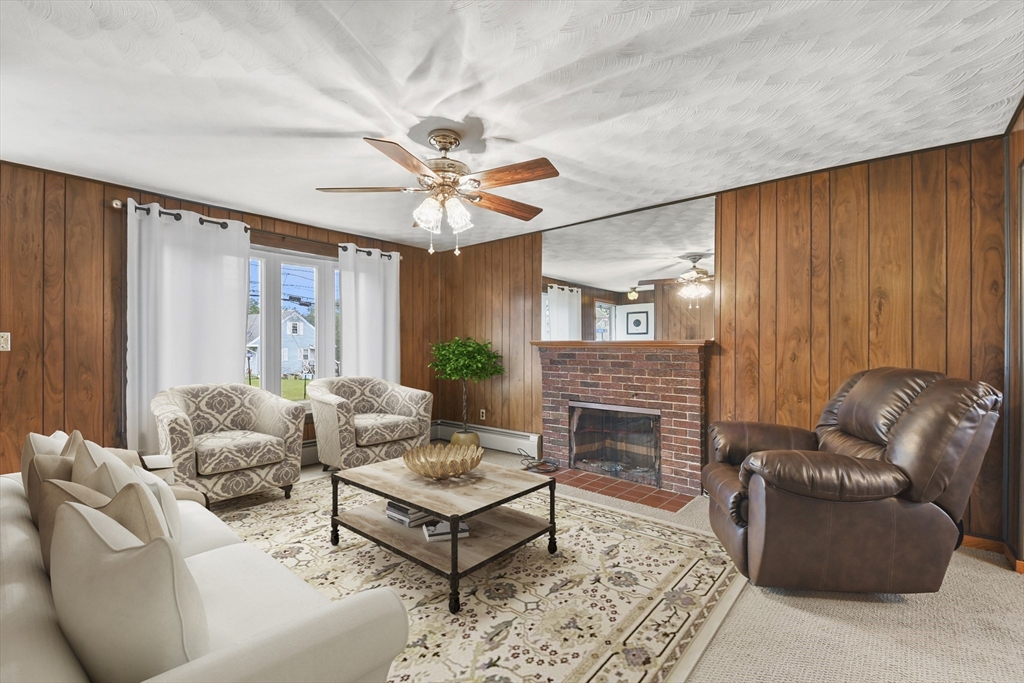735 Rathbun Street Blackstone, MA 01504 - Photo 4 of 26 Gallery Image 4
