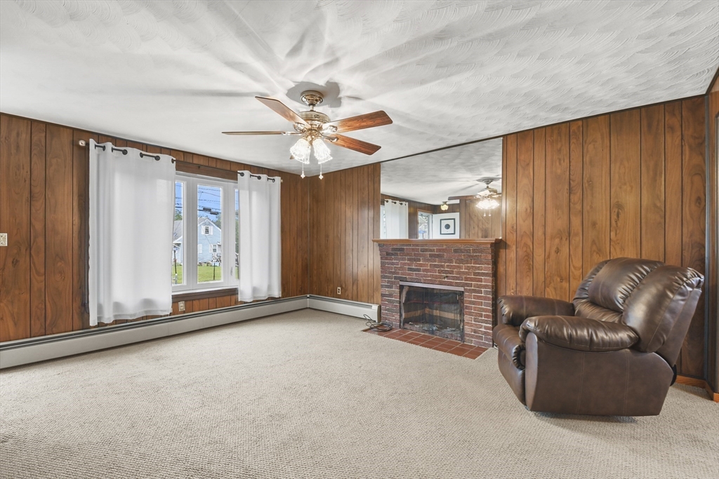 735 Rathbun Street Blackstone, MA 01504 - Photo 5 of 26 Gallery Image 5