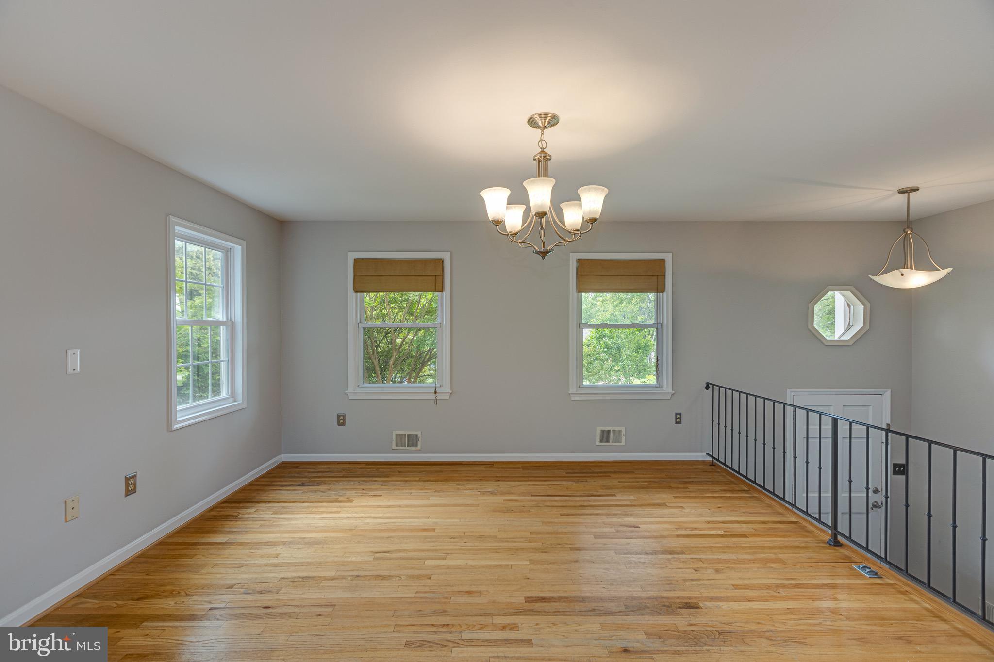 3808 Stonebridge Road Alexandria, VA 22306 - Photo 13 of 69