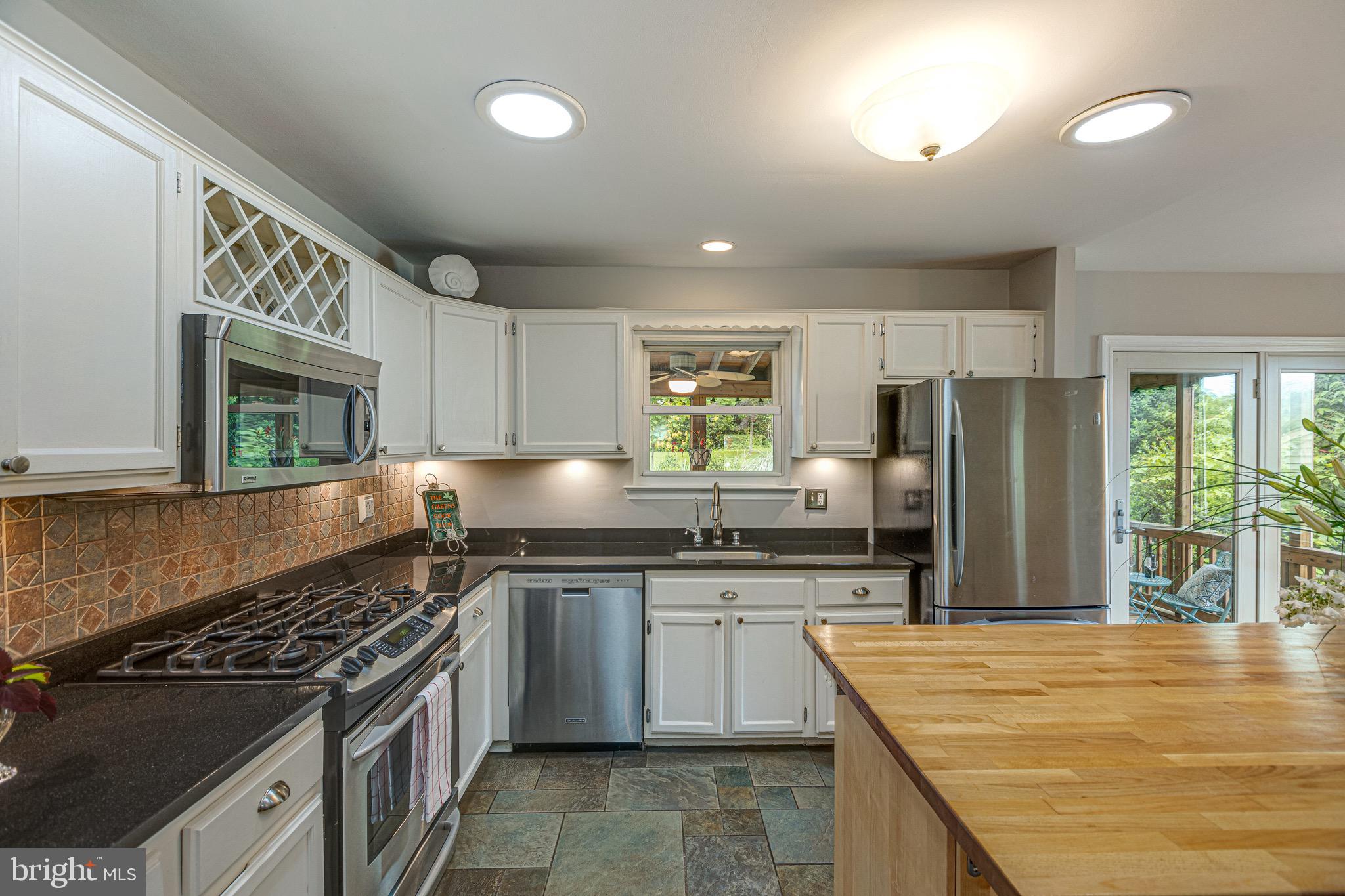 3808 Stonebridge Road Alexandria, VA 22306 - Photo 19 of 69
