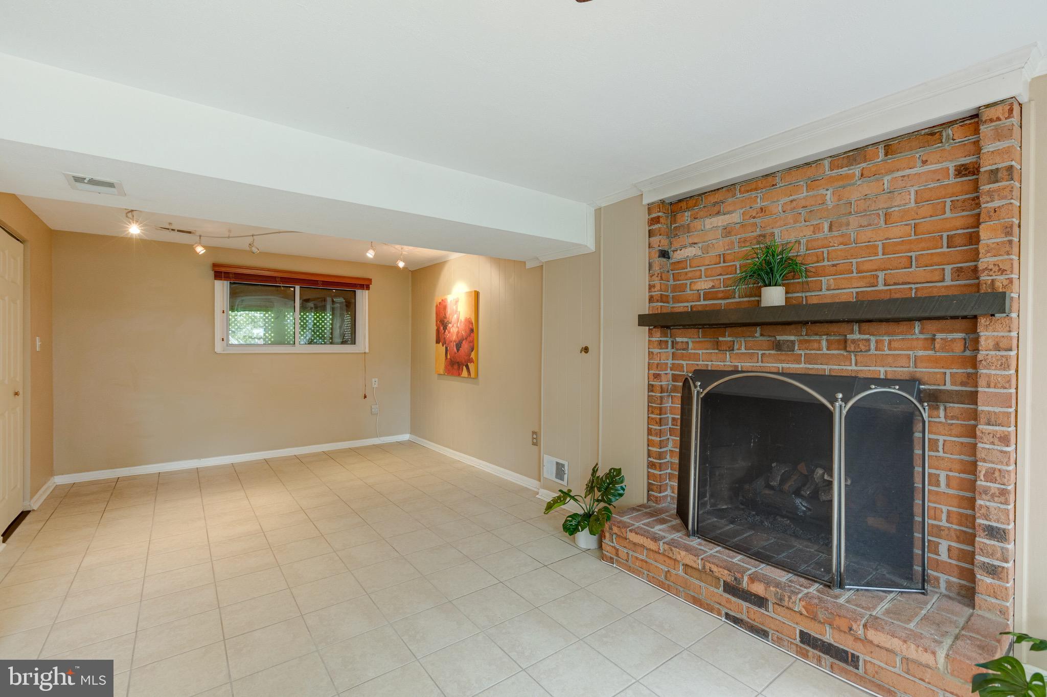 3808 Stonebridge Road Alexandria, VA 22306 - Photo 33 of 69