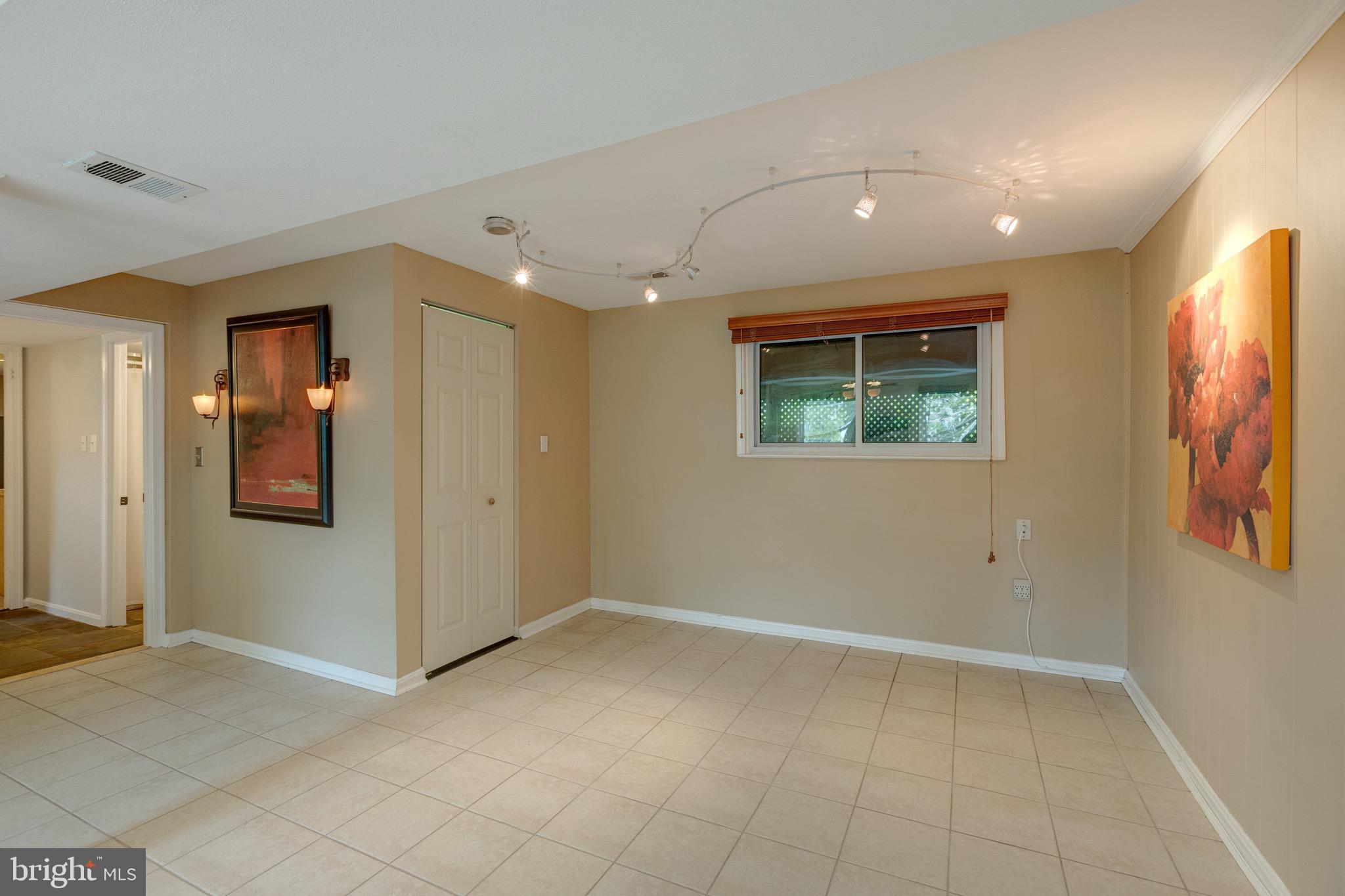 3808 Stonebridge Road Alexandria, VA 22306 - Photo 37 of 69