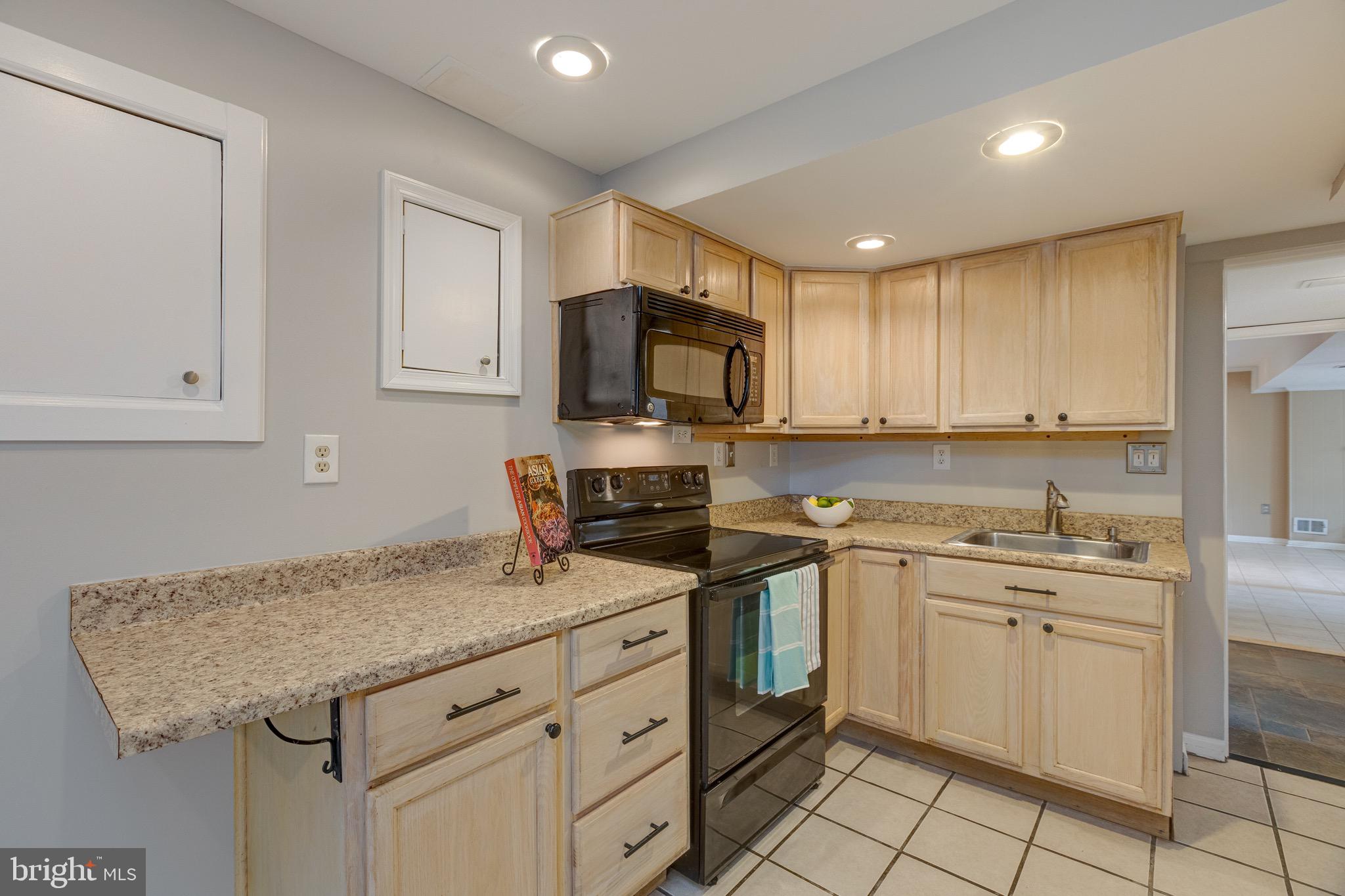 3808 Stonebridge Road Alexandria, VA 22306 - Photo 39 of 69