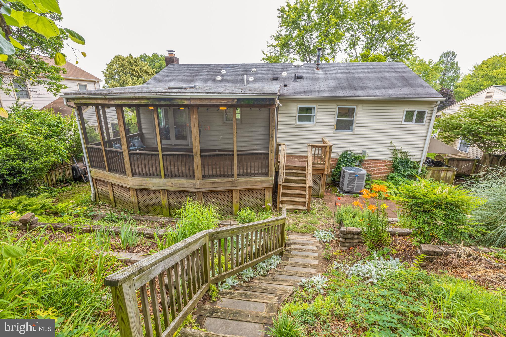3808 Stonebridge Road Alexandria, VA 22306 - Photo 56 of 69