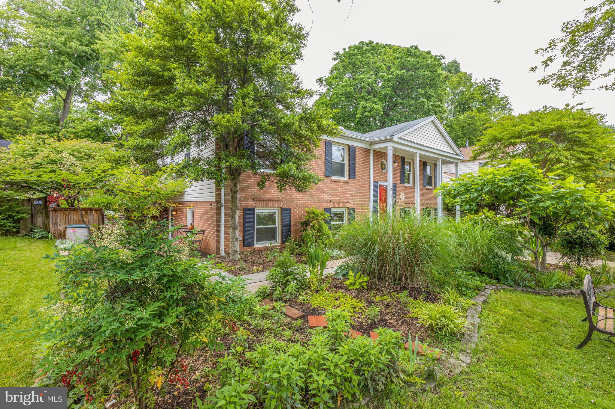 3808 Stonebridge Road Alexandria, VA 22306 - Photo 8 of 69
