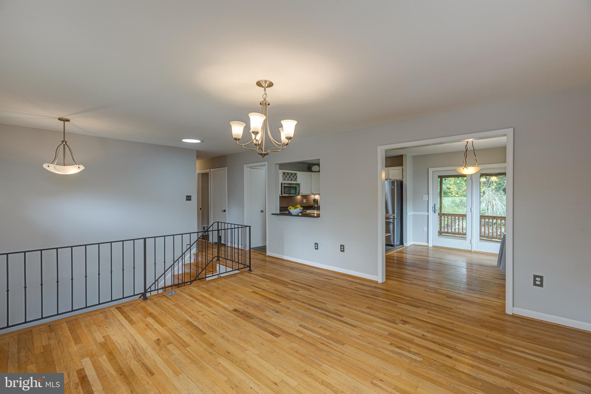 3808 Stonebridge Road Alexandria, VA 22306 - Photo 10 of 69