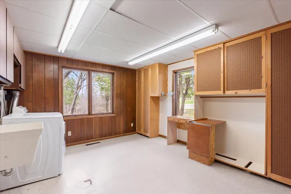 $475,000 | 409 1st Avenue Southwest, Aitkin, MN 56431