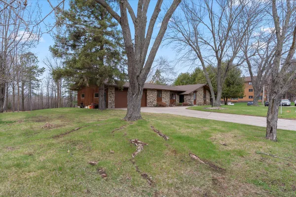 $475,000 | 409 1st Avenue Southwest, Aitkin, MN 56431