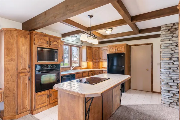$475,000 | 409 1st Avenue Southwest, Aitkin, MN 56431