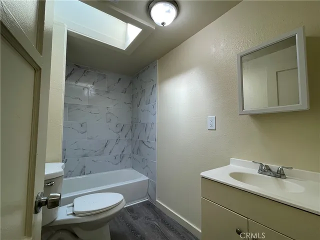 $750,000 | 211 1/2 East Eagle Street, Long Beach, CA 90806