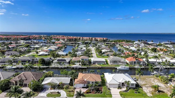 $1,000,000 | 43 Tropicana Drive, Punta Gorda, FL 33950