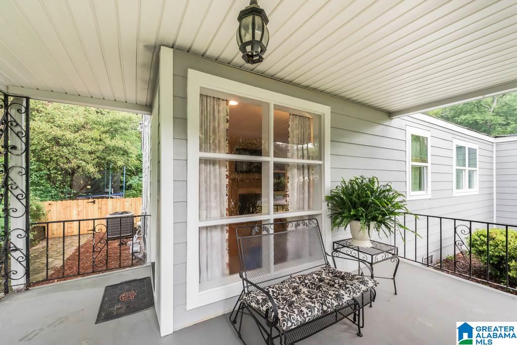 1348 Cresthill Road Birmingham, AL 35213 - Photo 3 of 16