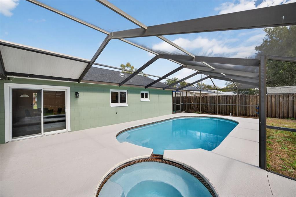3733 Coppertree Circle Brandon, FL 33511 - Photo 33 of 45 a swimming pool with a outdoor seating space