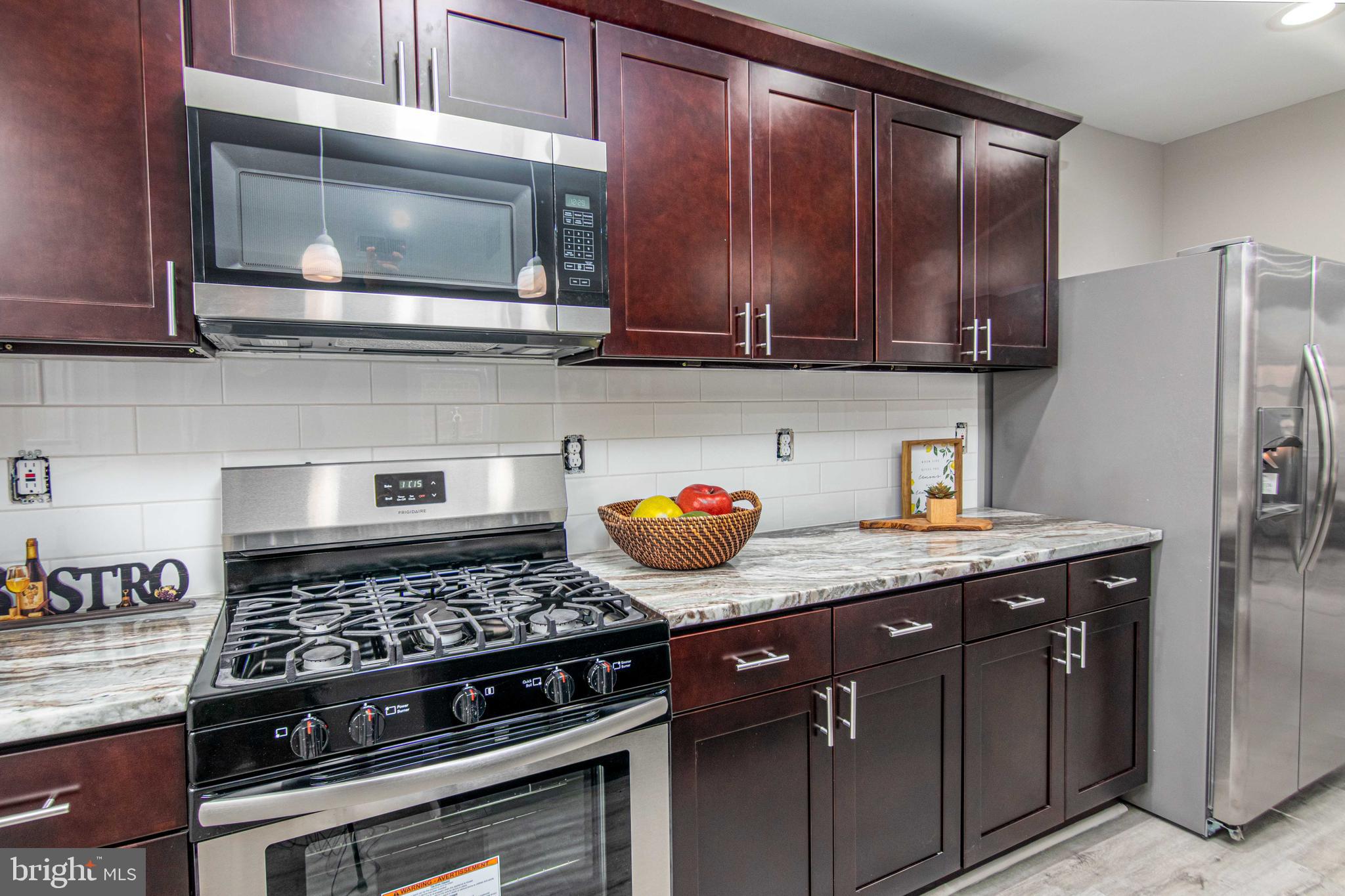 703 St Dunstans Road Baltimore, MD 21212 - Photo 14 of 27