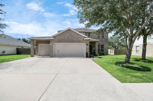 $354,000 | 2808 Tranquility Trail, Pearland, TX 77584