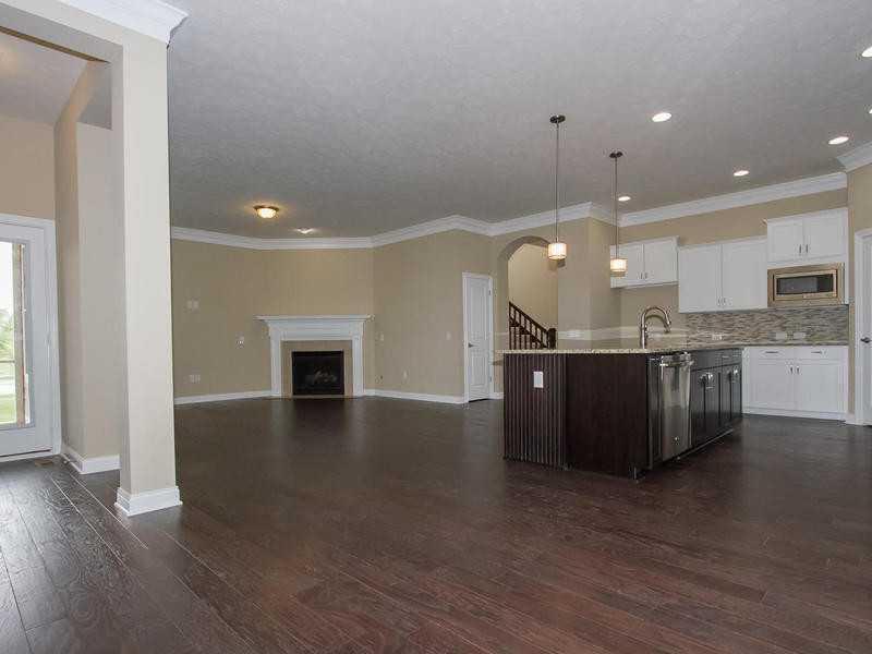 12617 Rhett Street Carmel, IN 46032 - Photo 4 of 24 Gallery Image 4