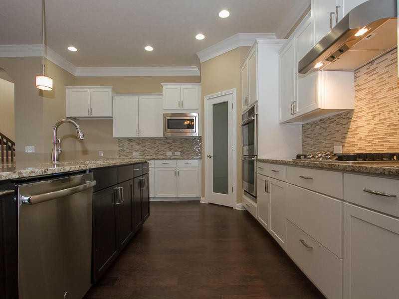 12617 Rhett Street Carmel, IN 46032 - Photo 8 of 24 Gallery Image 8
