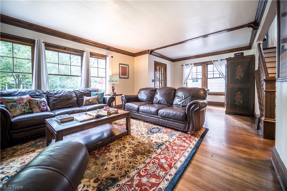 3237 Ormond Road Cleveland, OH 44118 - Photo 2 of 30 Gallery Image 2