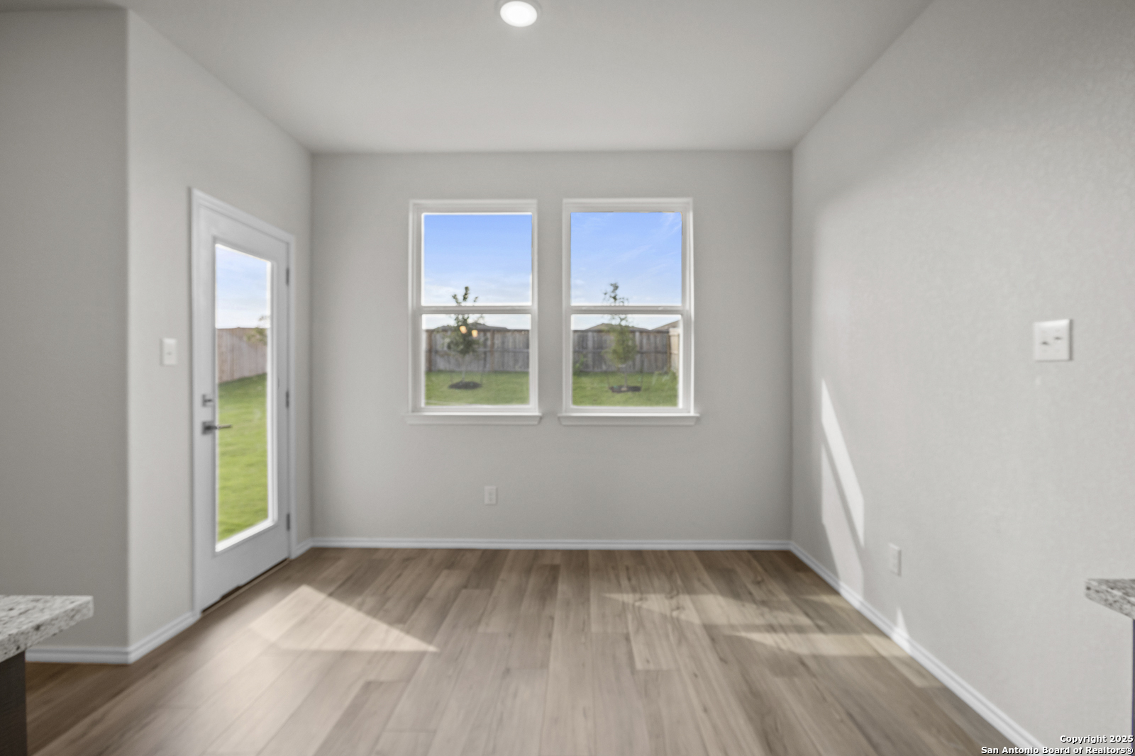 6875 Comanche Cave San Antonio, TX 78233 - Photo 13 of 31