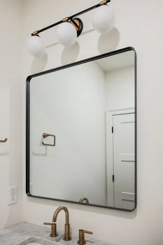 $949,900 | 924 Hafner Road, Charlotte, TN 37036