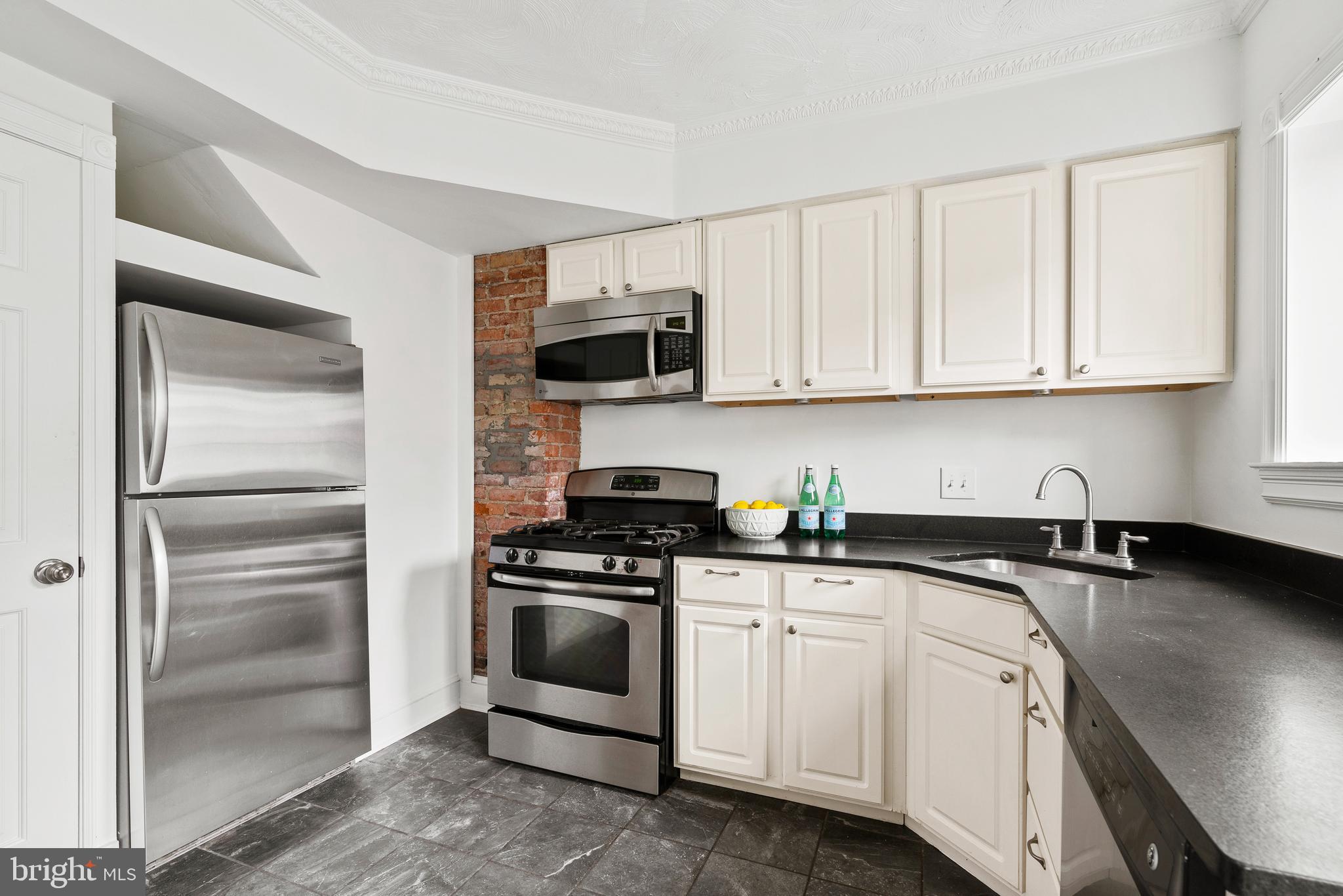 1123 3rd Street Northeast Washington, DC 20002 - Photo 5 of 22