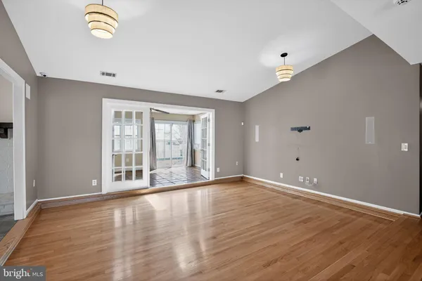 $4,700 | 4337 Rolling Stone Way, Alexandria, VA 22306