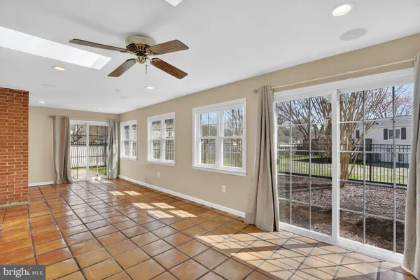 $4,700 | 4337 Rolling Stone Way, Alexandria, VA 22306
