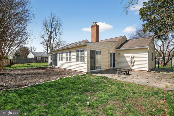 $4,700 | 4337 Rolling Stone Way, Alexandria, VA 22306