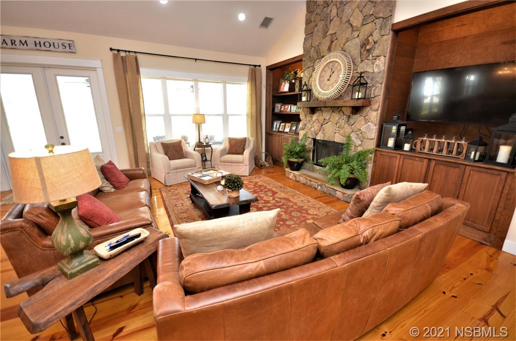 4640 Cow Creek Road Edgewater, FL 32141 - Photo 12 of 38 Gallery Image 12