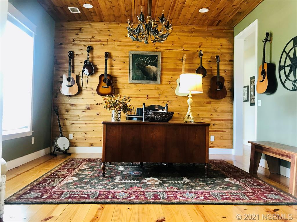 4640 Cow Creek Road Edgewater, FL 32141 - Photo 8 of 38 Gallery Image 8