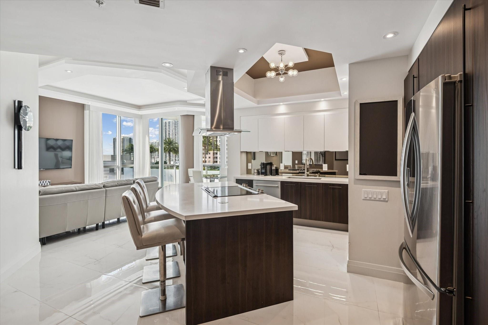 111 Southeast 8th Avenue, Unit 1005 Fort Lauderdale, FL 33301 - Photo 3 of 18 Photo 3