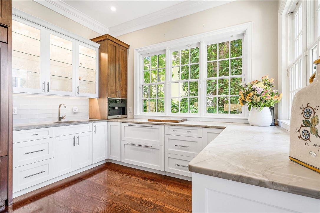 215 Rudder Road Vero Beach, FL 32963 - Photo 11 of 36 Gallery Image 11