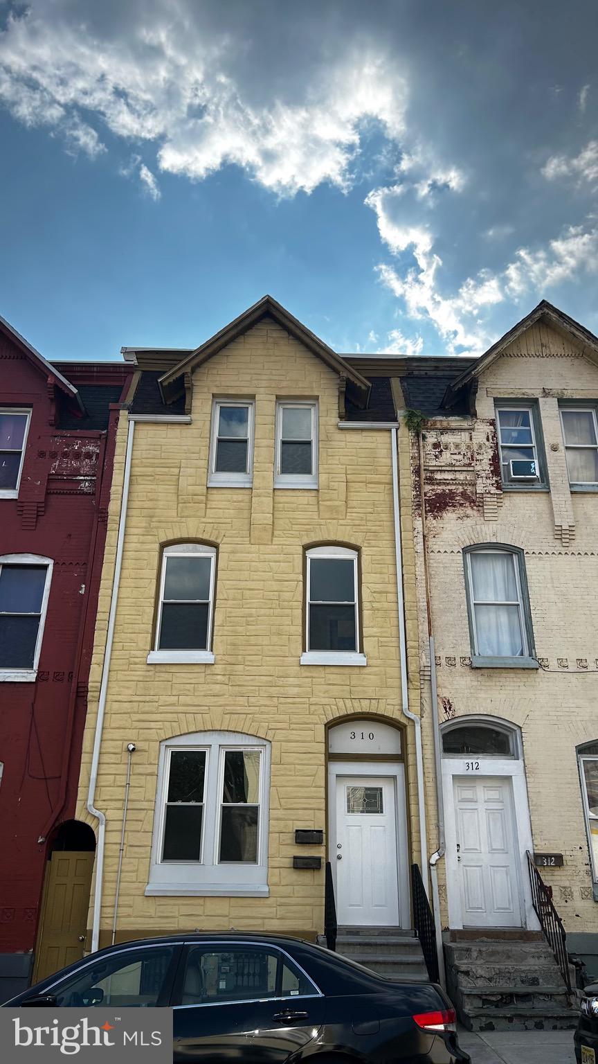 310 North 4th Street Reading, PA 19601 - Photo 3 of 39