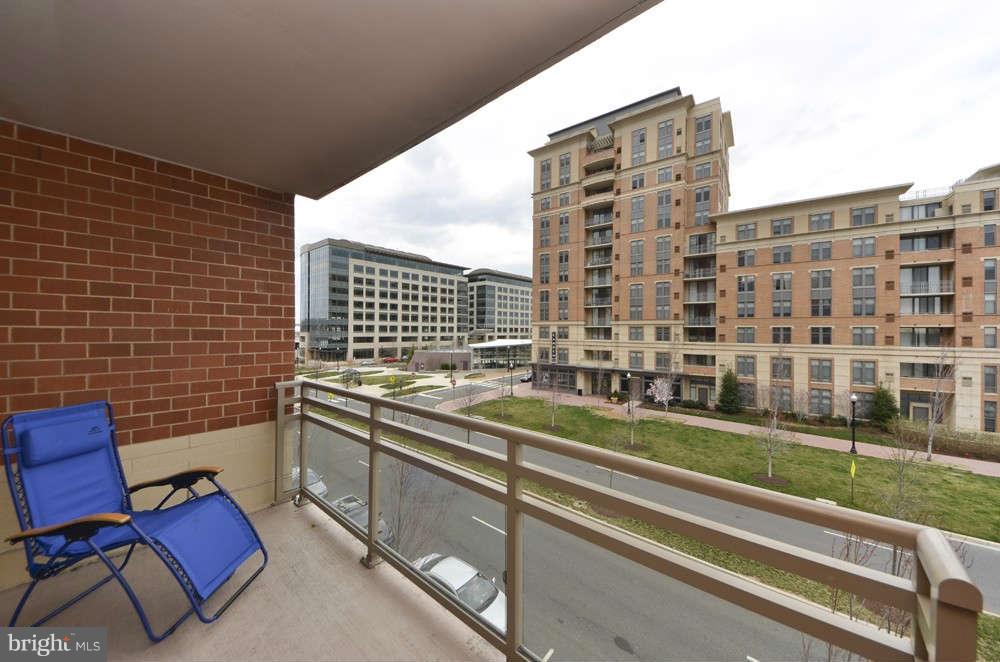3650 South Glebe Road, Unit 349 Arlington, VA 22202 - Photo 11 of 21 a view of city with tall buildings