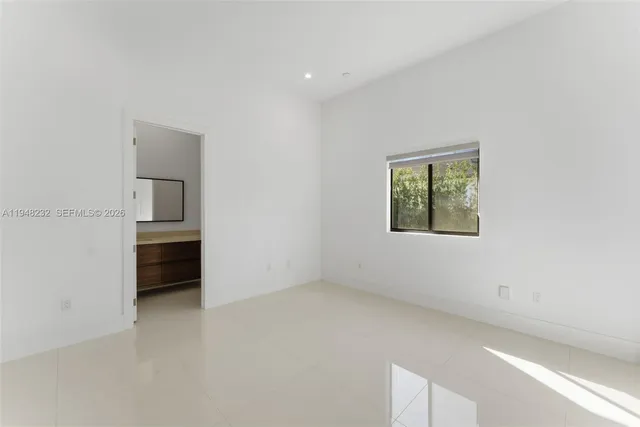 $4,400,000 | 10005 Southwest 66th Street, Miami, FL 33173