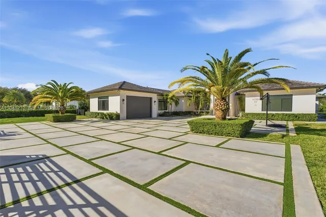 $4,400,000 | 10005 Southwest 66th Street, Miami, FL 33173