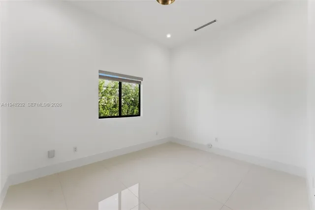 $4,400,000 | 10005 Southwest 66th Street, Miami, FL 33173