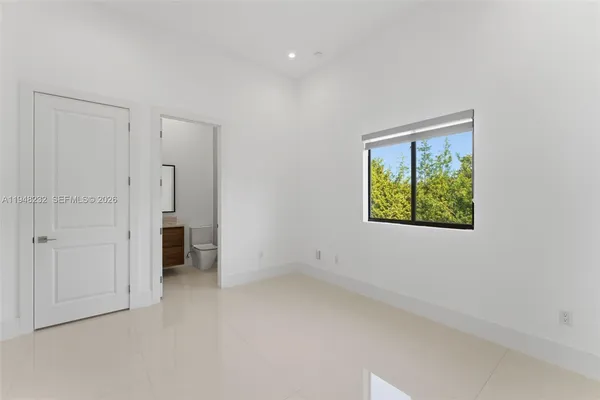 $4,400,000 | 10005 Southwest 66th Street, Miami, FL 33173