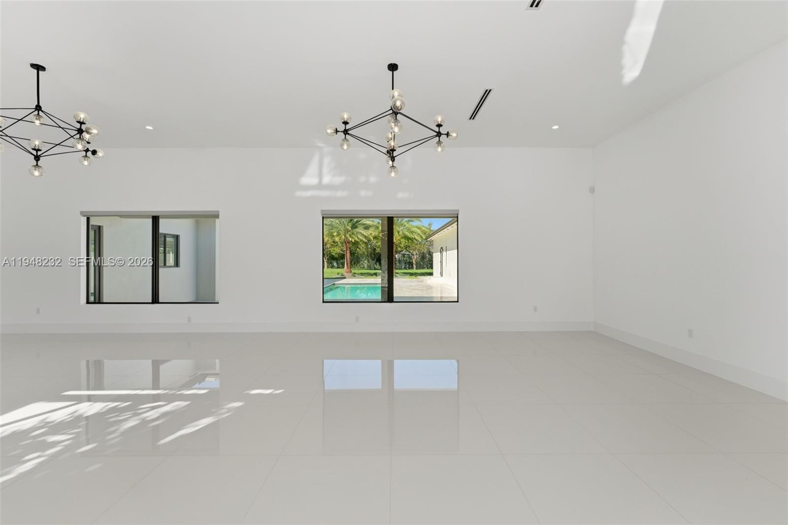 10005 Southwest 66th Street Miami, FL 33173 - Photo 5 of 64