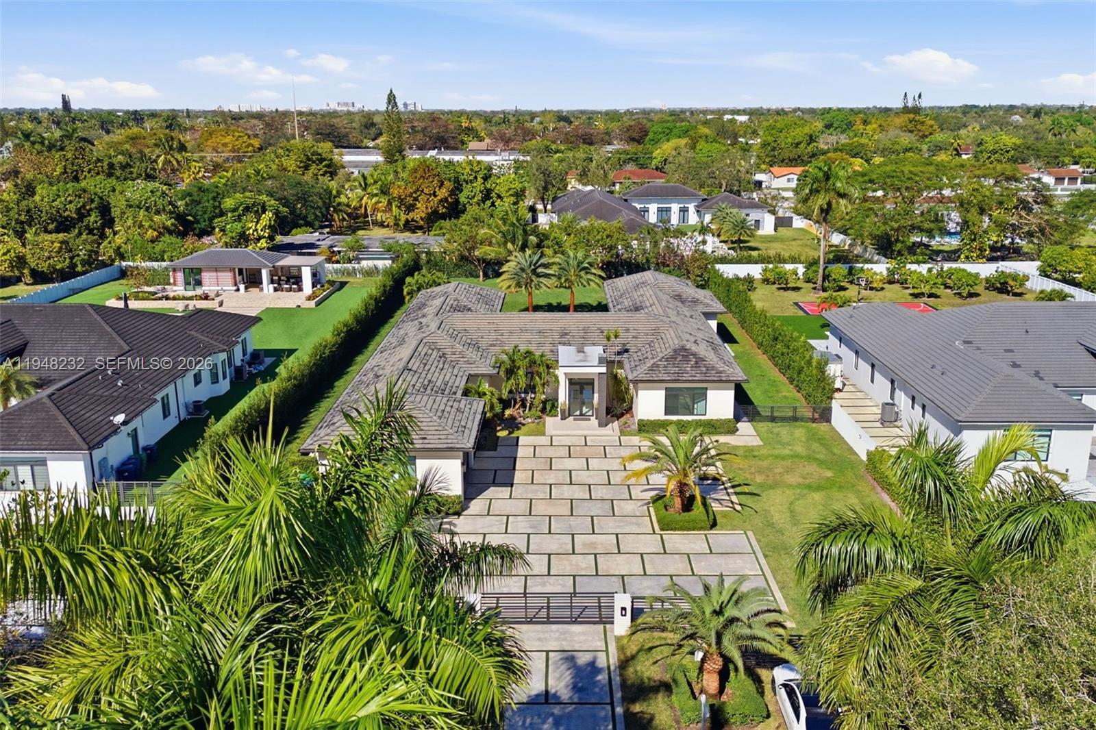 10005 Southwest 66th Street Miami, FL 33173 - Photo 57 of 64