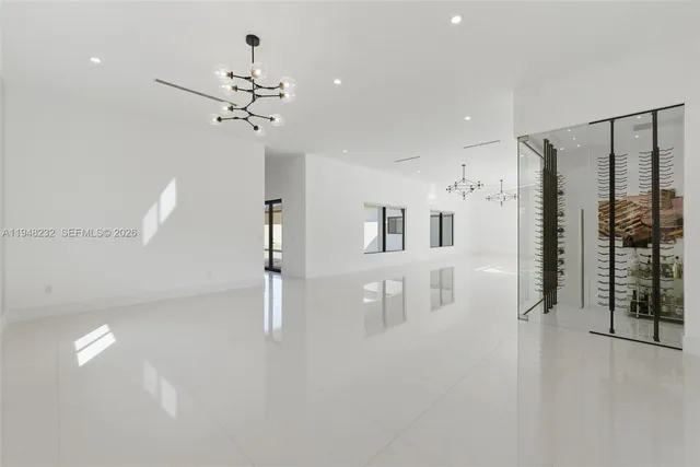 $4,400,000 | 10005 Southwest 66th Street, Miami, FL 33173