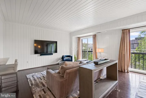 $1,275,000 | 3251 Prospect Street Northwest, Unit 301, Washington, DC 20007