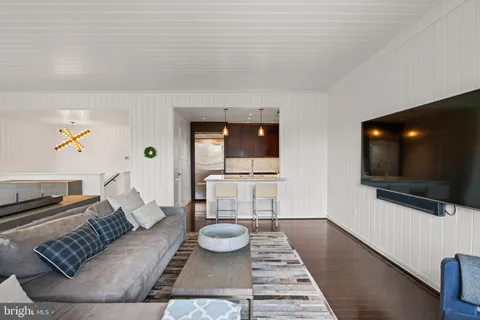 $1,275,000 | 3251 Prospect Street Northwest, Unit 301, Washington, DC 20007
