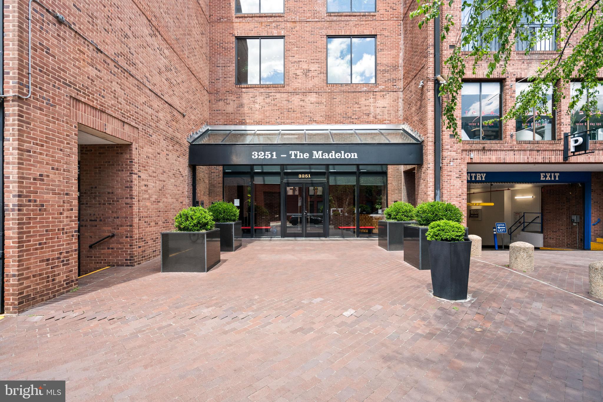 3251 Prospect Street Northwest, Unit 301 Washington, DC 20007 - Photo 3 of 75