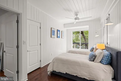$1,275,000 | 3251 Prospect Street Northwest, Unit 301, Washington, DC 20007