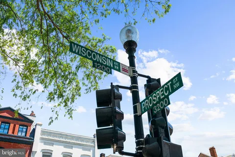 $1,275,000 | 3251 Prospect Street Northwest, Unit 301, Washington, DC 20007