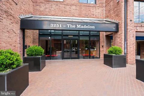 $1,275,000 | 3251 Prospect Street Northwest, Unit 301, Washington, DC 20007