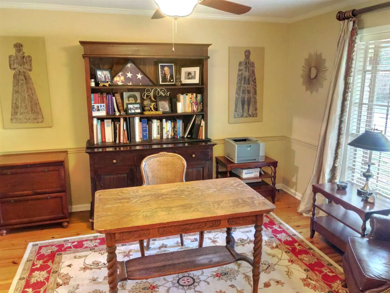 5318 Briarfield Road Jackson, MS 39211 - Photo 8 of 42 off dining room and kitchen.